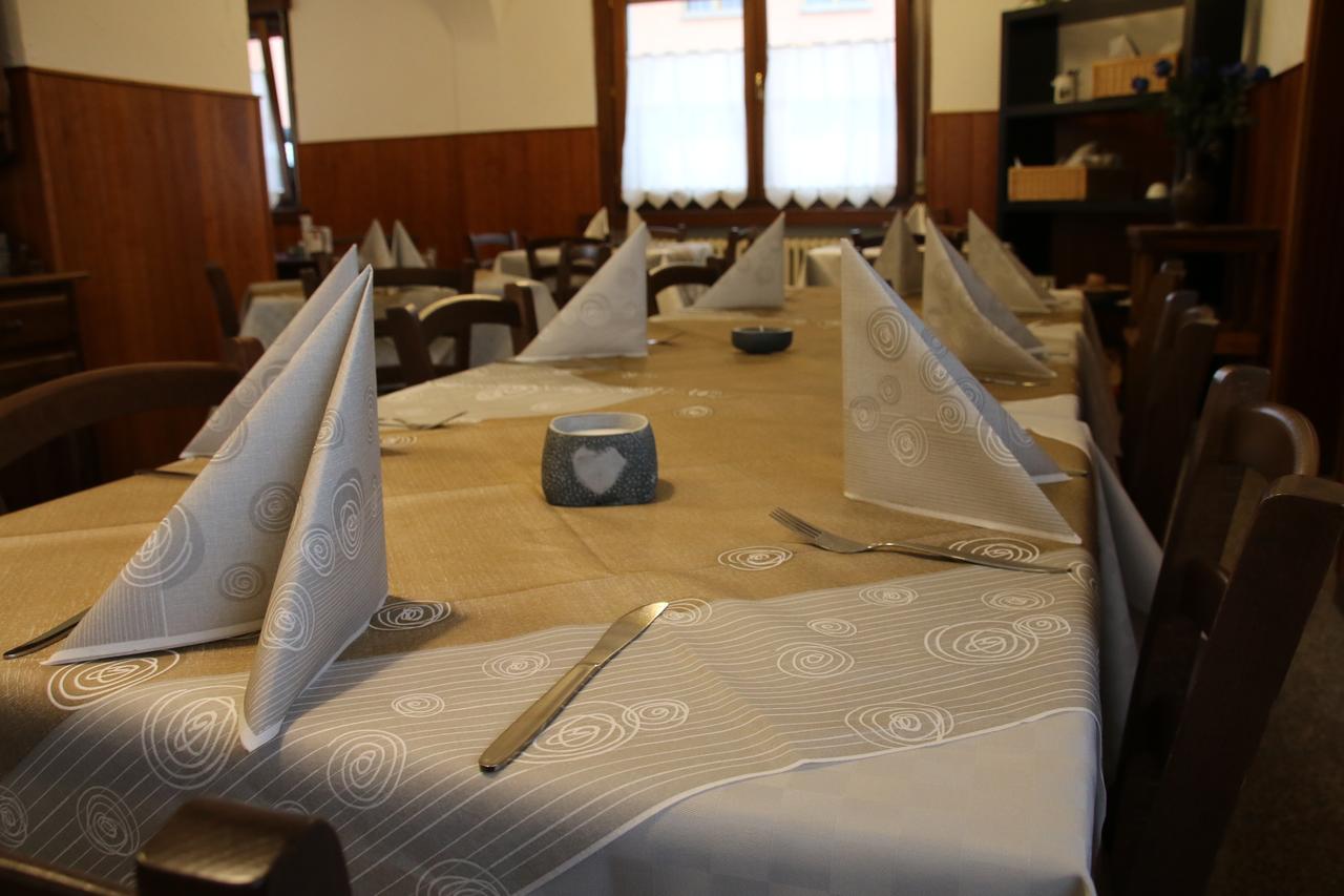 Albergo Alla Pineta Villa Santina Bagian luar foto