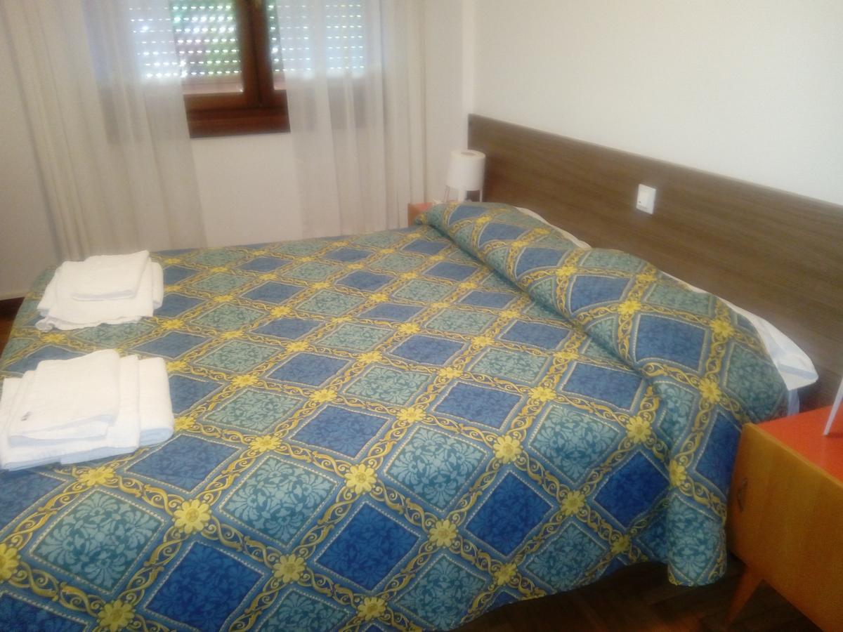 Albergo Alla Pineta Villa Santina Bagian luar foto